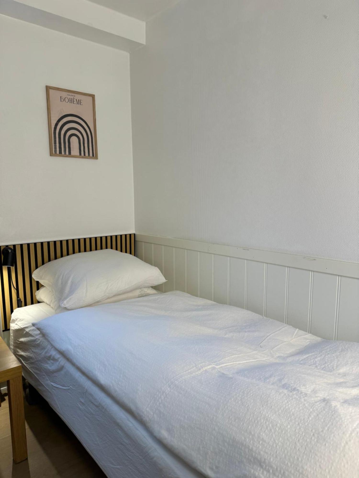 Bb Esbjerg Bed & Breakfast Room photo